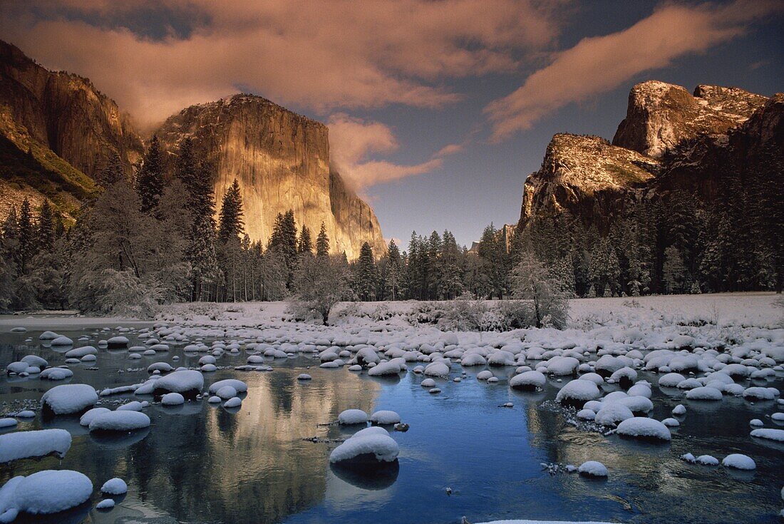 El Capitan, seen from the Merced River in winter, Yosemite National Park, UNESCO World Heritage Site, California, United States of America, North America