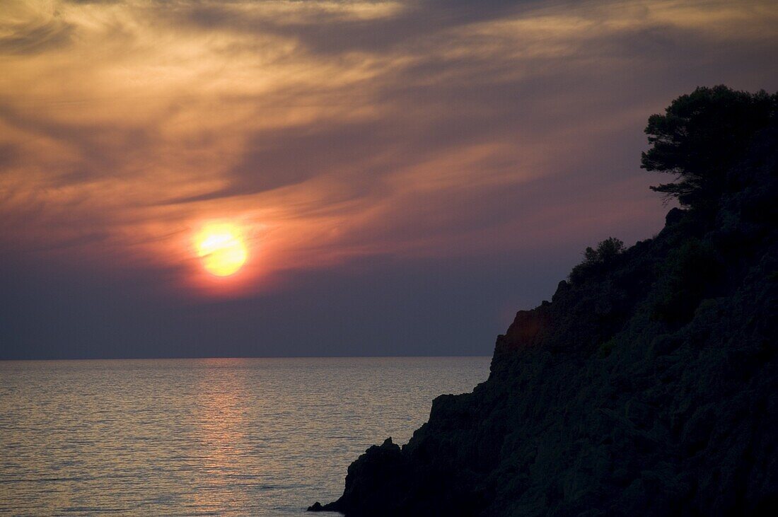 Sunset, Assos, Kefalonia (Cephalonia), Ionian Islands, Greece, Europe