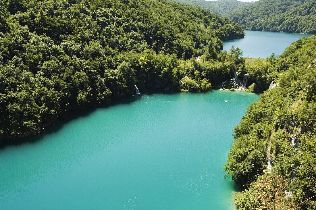 Turquoise Lakes, Plitvice Lakes National Park, UNESCO World Heritage Site, Croatia, Europe