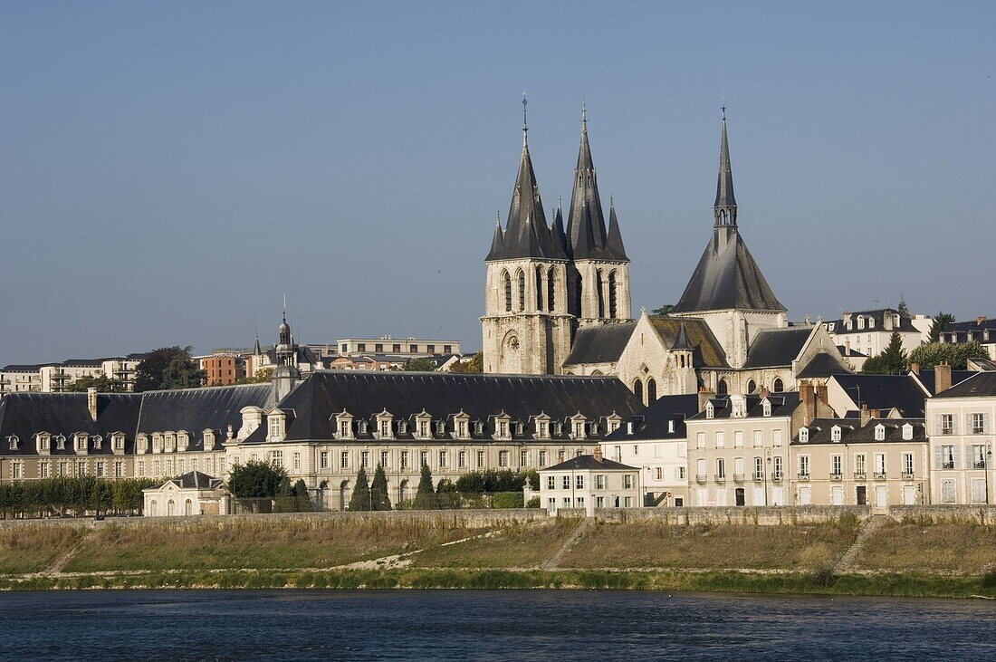 View across the River Loire to the town of Blois, Loir-et-Cher, Pays de la Loire, France, Europe