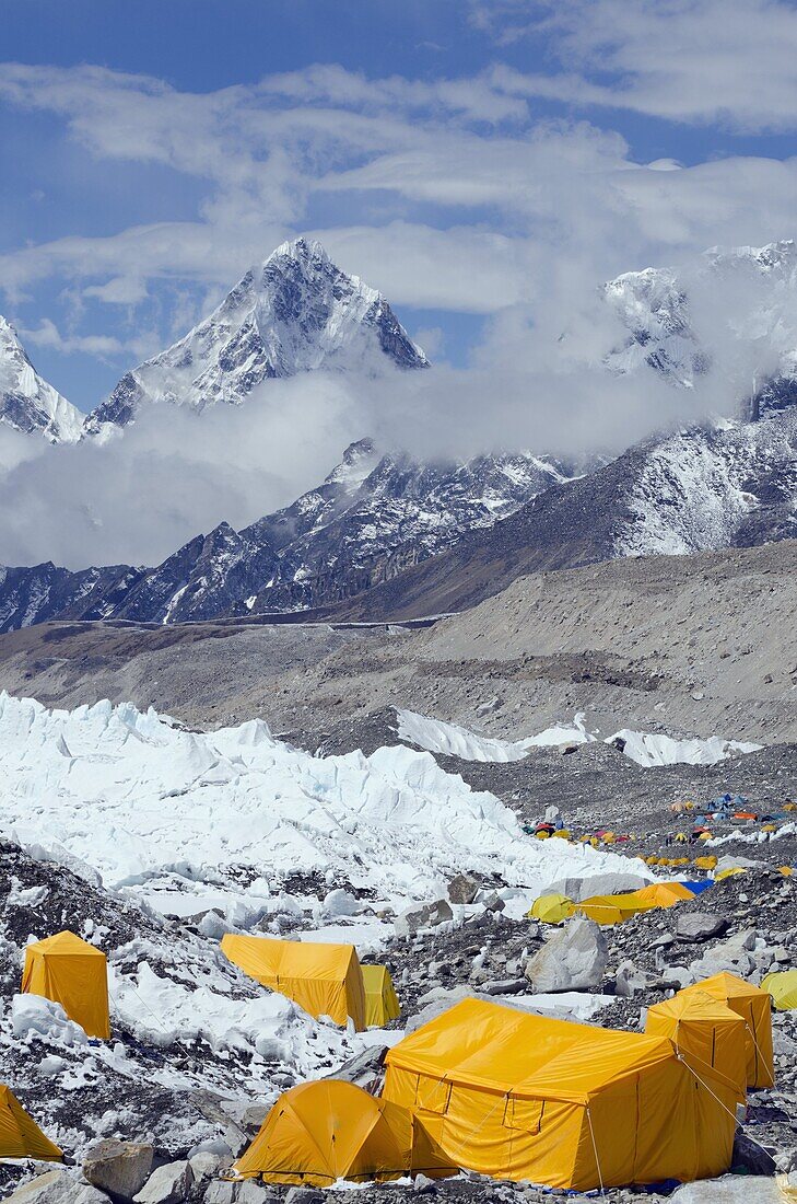 Tents at Everest Base Camp, Solu Khumbu Everest Region, Sagarmatha National Park, UNESCO World Heritage Site, Nepal, Himalayas, Asia