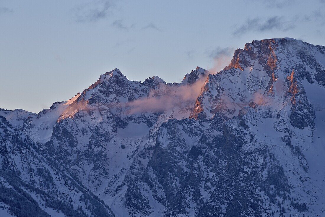 Pink clouds along the Teton Range at sunset, Grand Teton National Park, Wyoming, United States of America, North America