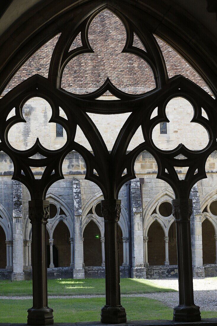 The Cloister, The Cistercian Abbey of Noirlac, Bruere-Allichamps, Cher, Centre, France, Europe