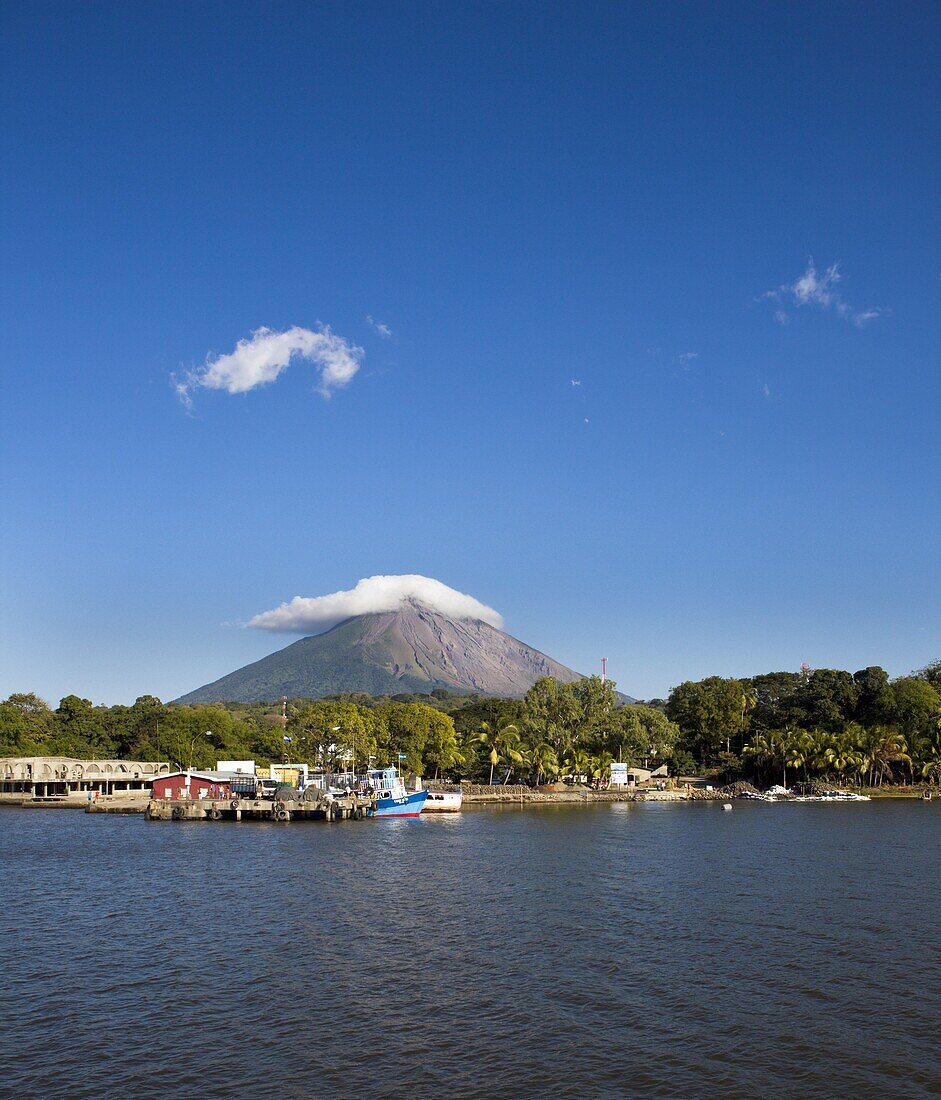 The small port of Moyogalpa on Ometepe Island in Lake Nicaragua, Nicaragua, Central America