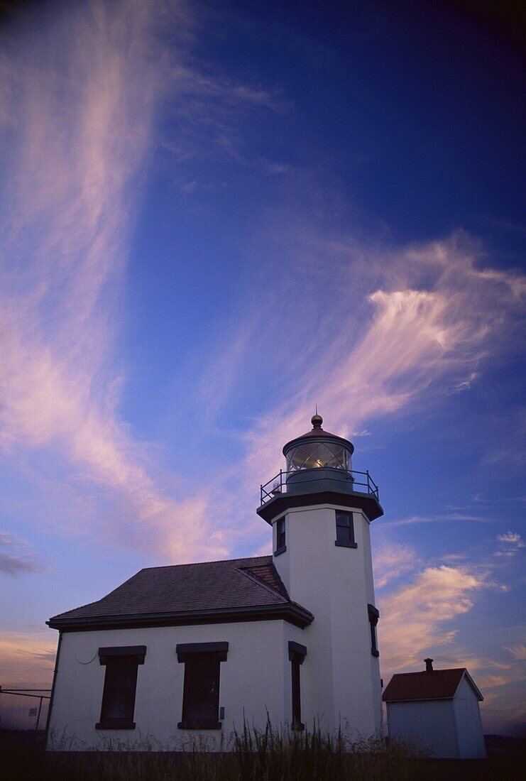 Point Robinson lighthouse, Vashon Island, Washington state, United States of America, North America