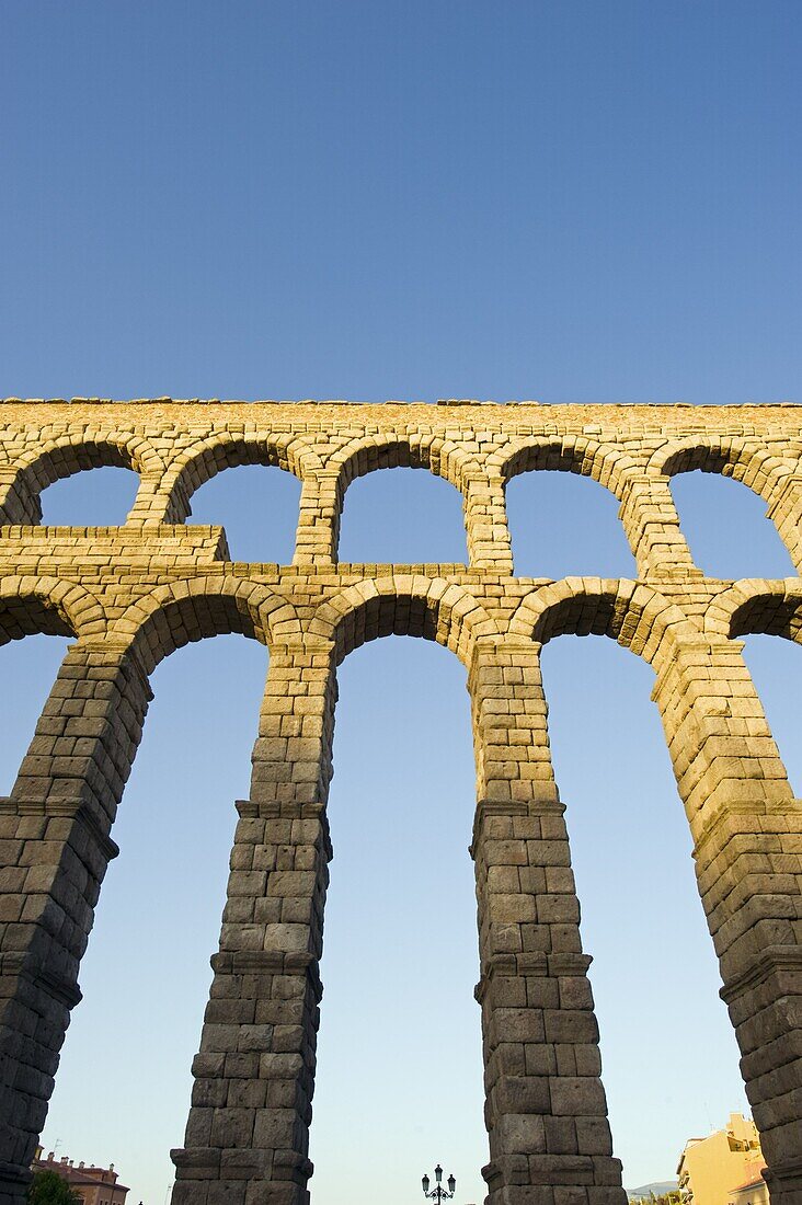 The 1st century Roman aqueduct, UNESCO World Heritage Site, Segovia, Madrid, Spain, Europe