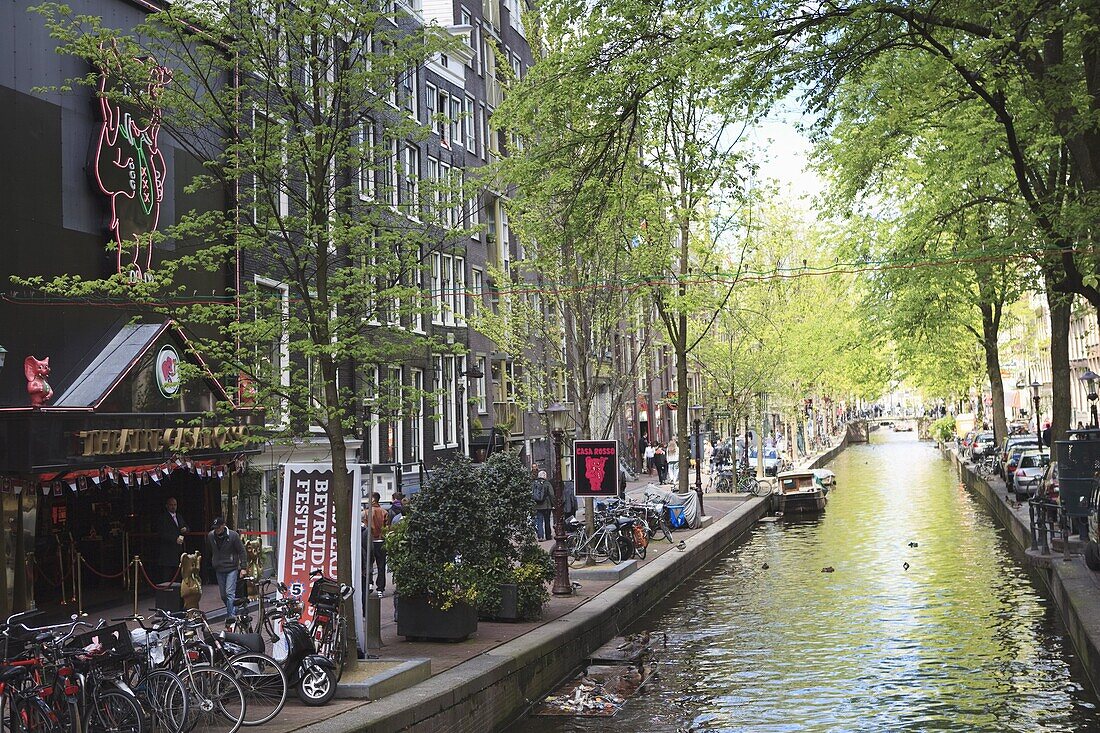 Canal in the Red Light District, Amsterdam, Netherlands, Europe