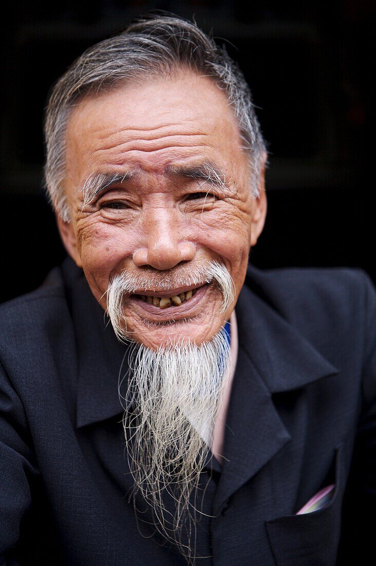 Village elder, Tam Ky, Vietnam, Indochina, Southeast Asia, Asia