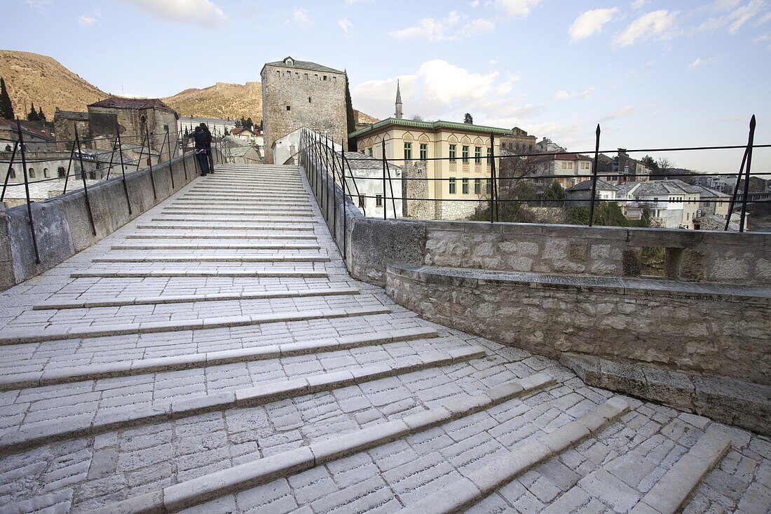 Stari Most Bridge, Mostar, UNESCO World Heritage Site, Bosnia, Bosnia Herzegovina, Europe
