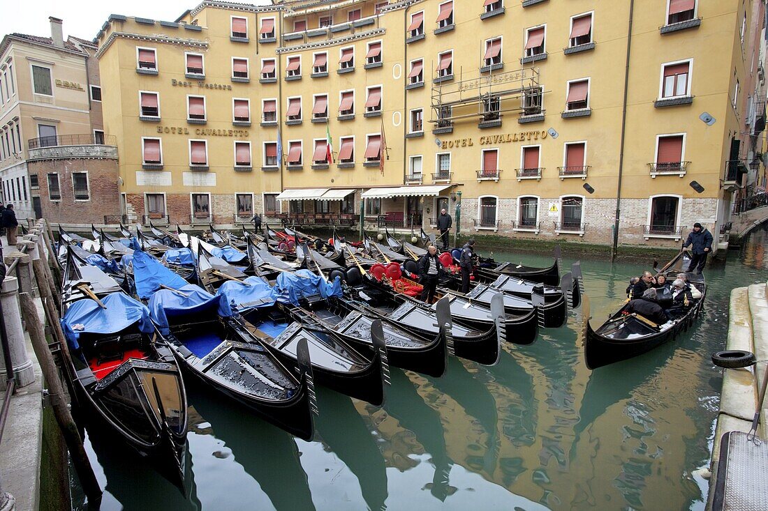 Gondolas outside Hotel Cavalletto, Bacino Orseolo Gondole, Venice, UNESCO World Heritage Site, Veneto, Italy, Europe