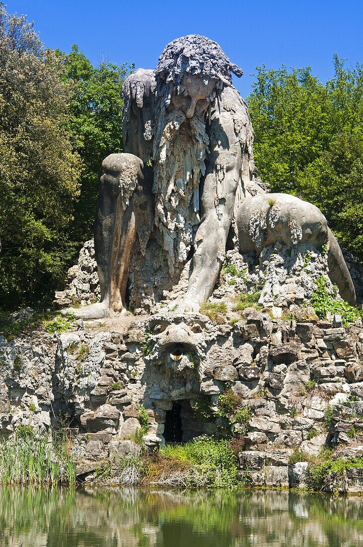 The Appennine Colossus by Giambologna, Villa di Pratolino, Vaglia, Firenze Province, Tuscany, Italy, Europe
