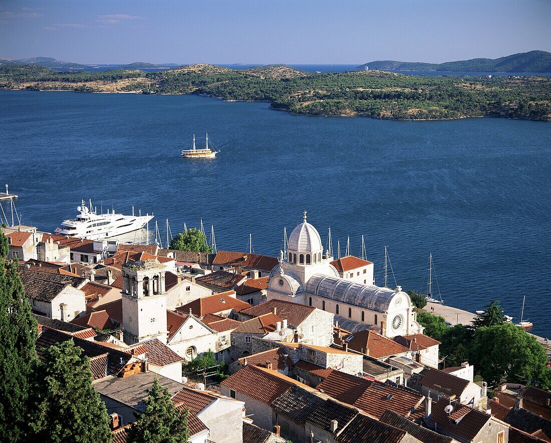 View over the Old Town and cathedral of St. Jacob, Sibenik, Knin region, Dalmatia, Croatia, Europe