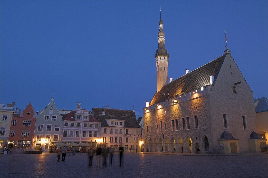 Old Town Hall in Old Town Square at night, Old Town, UNESCO World Heritage Site, Tallinn, Estonia, Baltic States, Europe