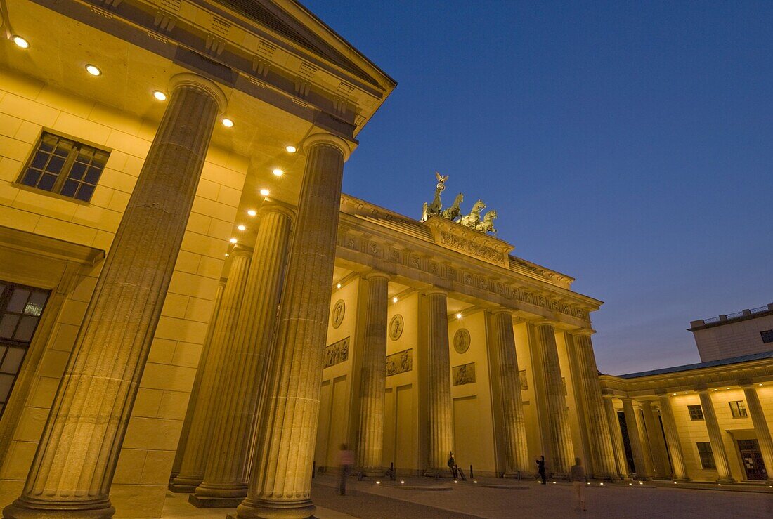 The Brandenburg Gate with the Quadriga winged victory statue on top, illuminated at night, Pariser Platz, Berlin, Germany, Europe