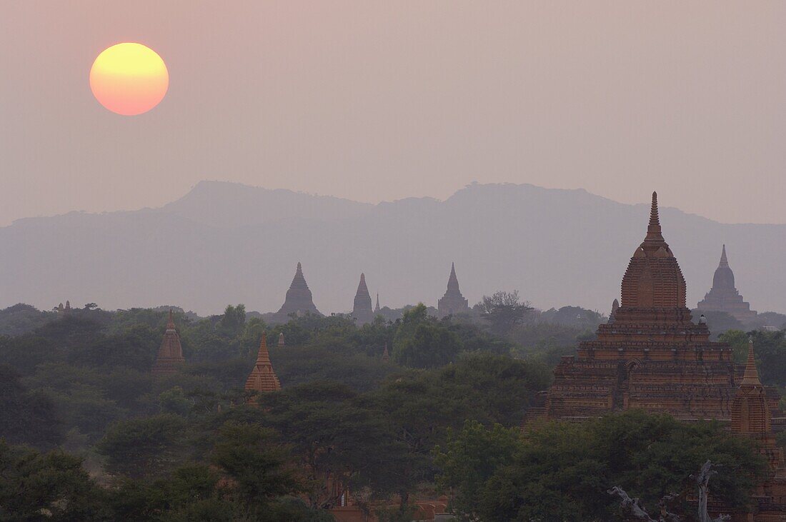 Bagan (Pagan), Myanmar (Burma), Asia