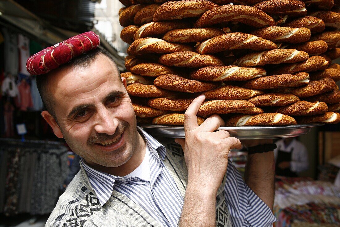 Simit bread seller, Istanbul, Turkey, Europe