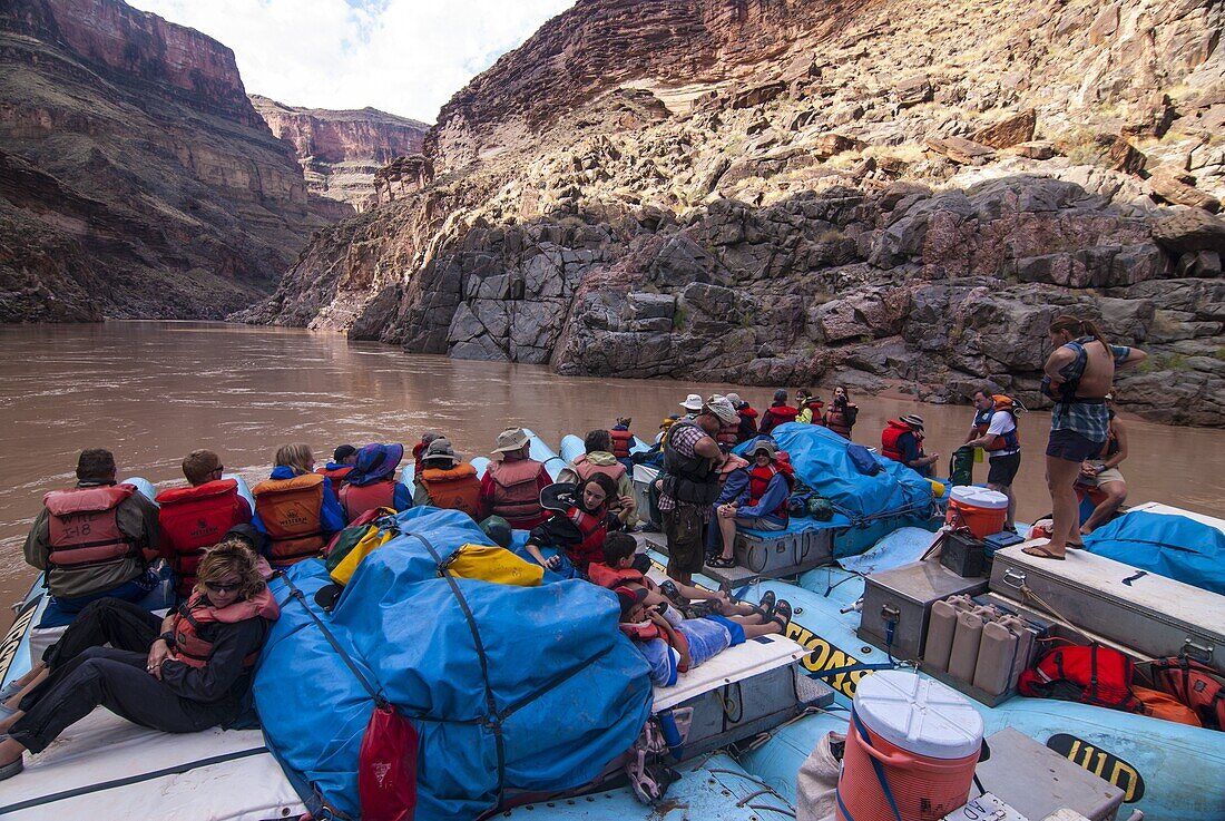 Rafting down the Colorado River, Grand Canyon, Arizona, United States of America, North America