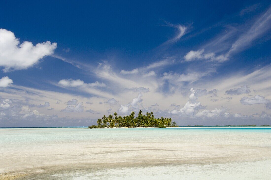 Blue Lagoon, Rangiroa, Tuamotu Archipelago, French Polynesia, Pacific Islands, Pacific