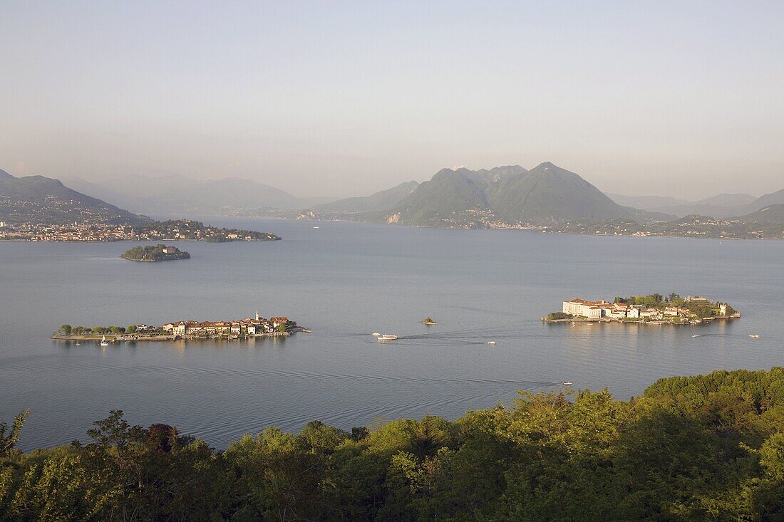 Isola Bella and Isola dei Pescatori. Borromeo Islands, Stresa, Lake Maggiore, Piedmont, Italy, Europe