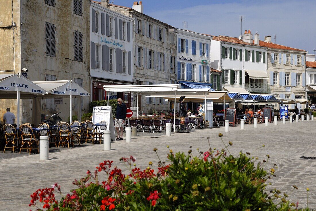 Harbour quayside, La Flotte, Ile de Re, Charente-Maritime, France, Europe