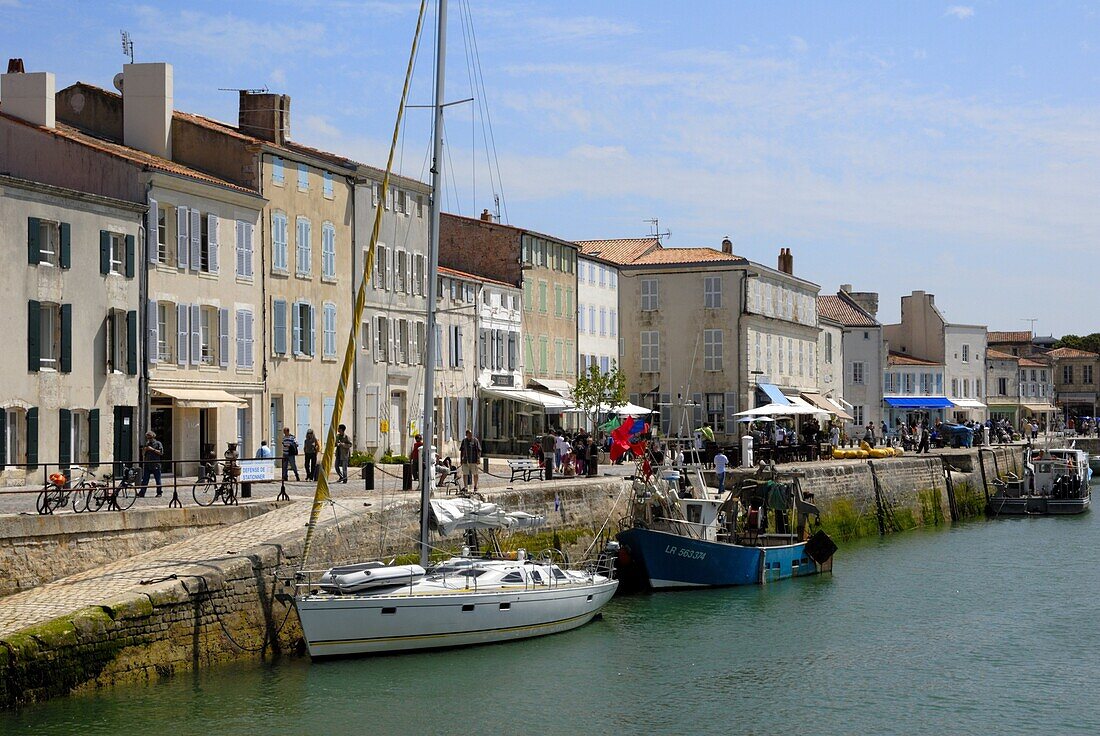 Harbour and quayside, Saint Martin de Re, Ile de Re, Charente-Maritime, France, Europe