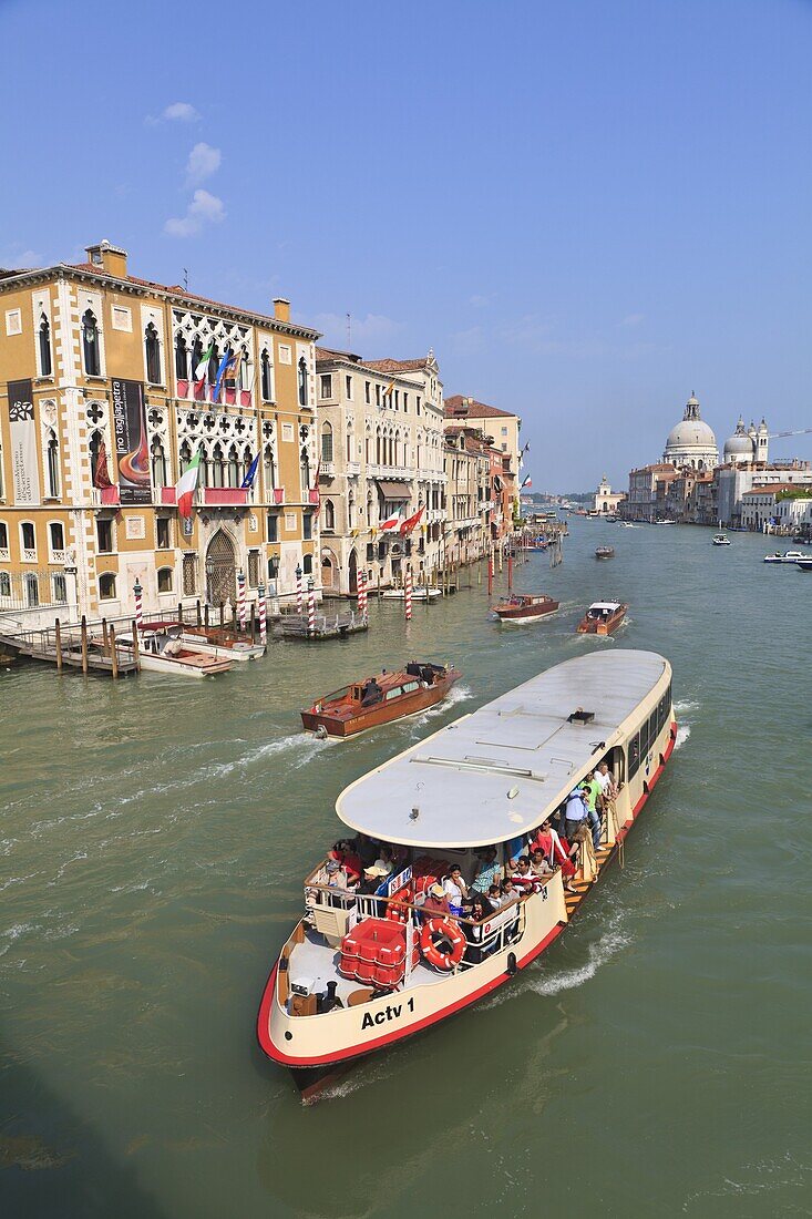 Vaporetto water bus, Grand Canal, Venice, UNESCO World Heritage Site, Veneto, Italy, Europe