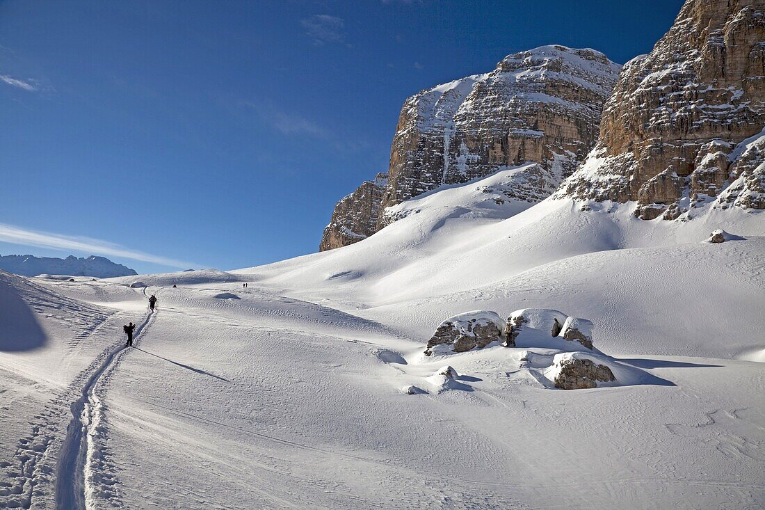 Ski touring, ski mountaineering in the Dolomites, Piz Boe, eastern Alps, Bolzano, South Tyrol, Italy, Europe
