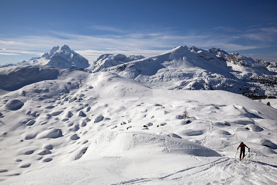 Ski mountaineering in the Dolomites, Cortina d'Ampezzo, Belluno, Italy, Europe