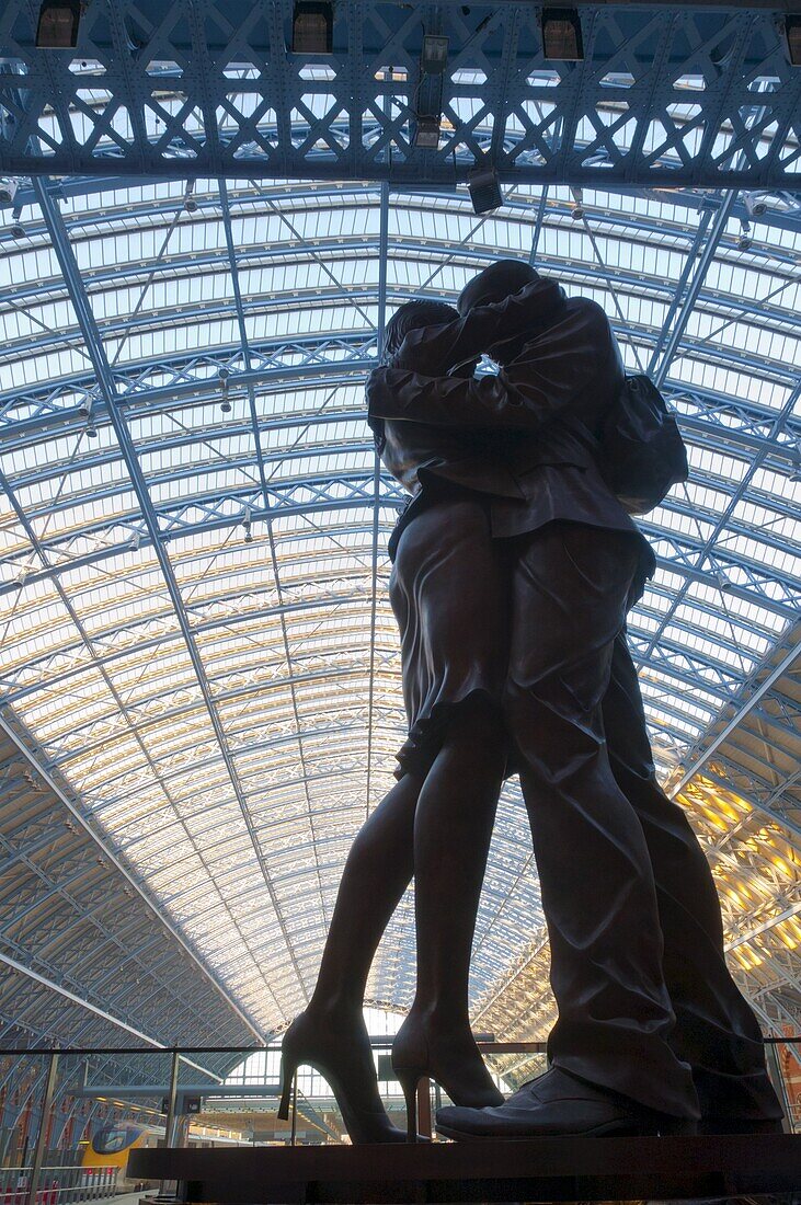 The Meeting Place, bronze sculpture by Paul Day, St. Pancras Station, London, England, United Kingdom, Europe