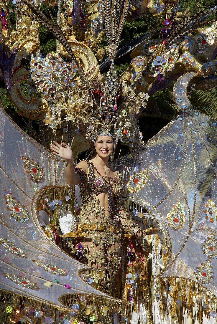 Queen of the parade, Carnaval Santa Cruz, Tenerife, Canary Islands, Spain, Europe