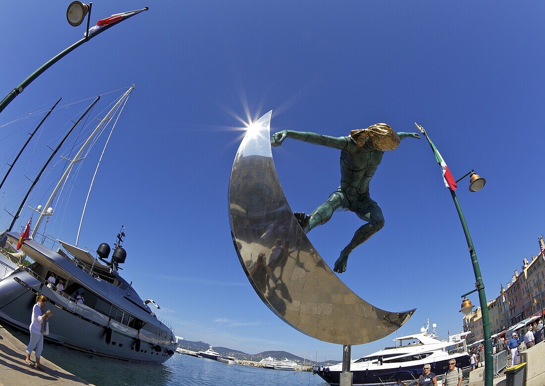 Sculpture, by Anna Chromy, seafront, St. Tropez, Var, Provence, Cote d'Azur, France, Mediterranean, Europe