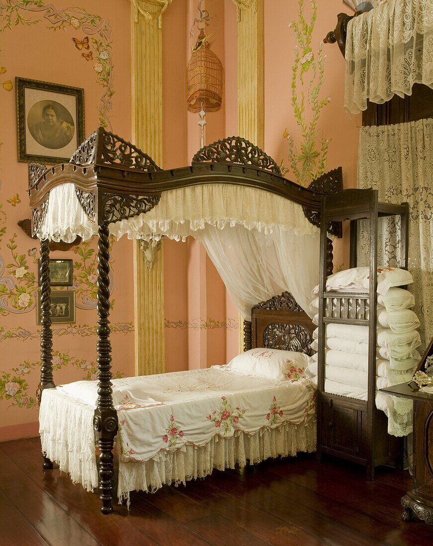 Classic Filipino style bedroom, University De la Salle Museum, Dasmarinas, Cavite, Philippines, Southeast Asia, Asia