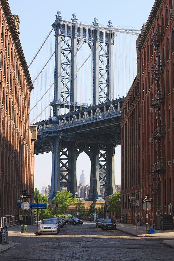 Manhattan Bridge and Empire State Building in the distance, DUMBO, Brooklyn, New York City, New York, United States of America, North America