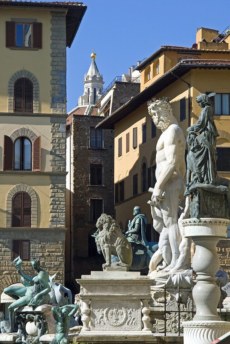 The Neptune (Biancone) statue, Piazza della Signoria, Florence (Firenze), UNESCO World Heritage Site, Tuscany, Italy, Europe
