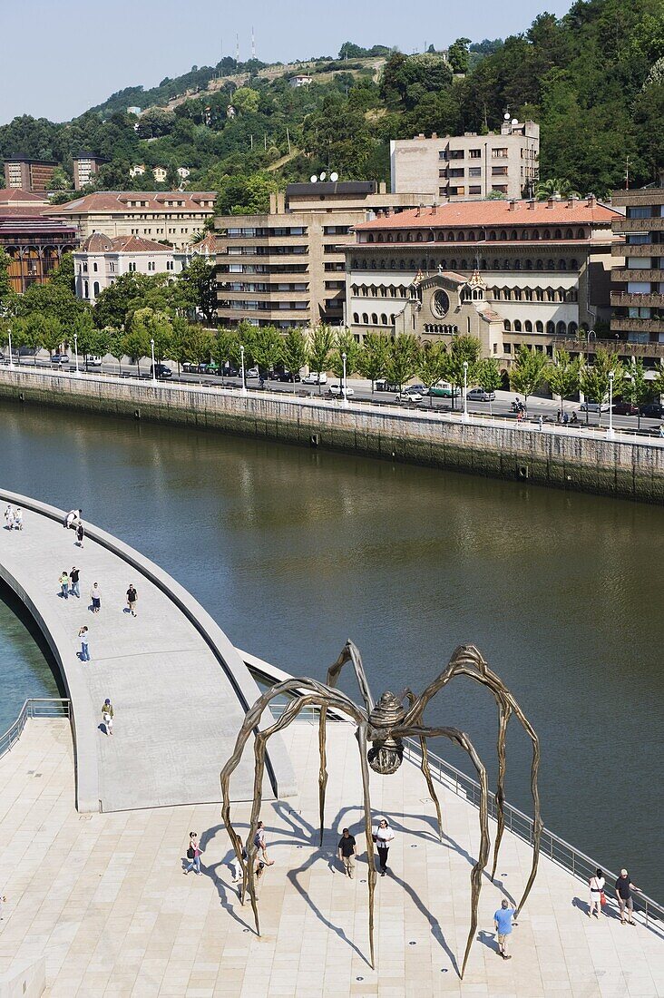Giant spider sculpture by Louise Bourgeois, Nervion River, Bilbao, Basque country, Spain, Europe