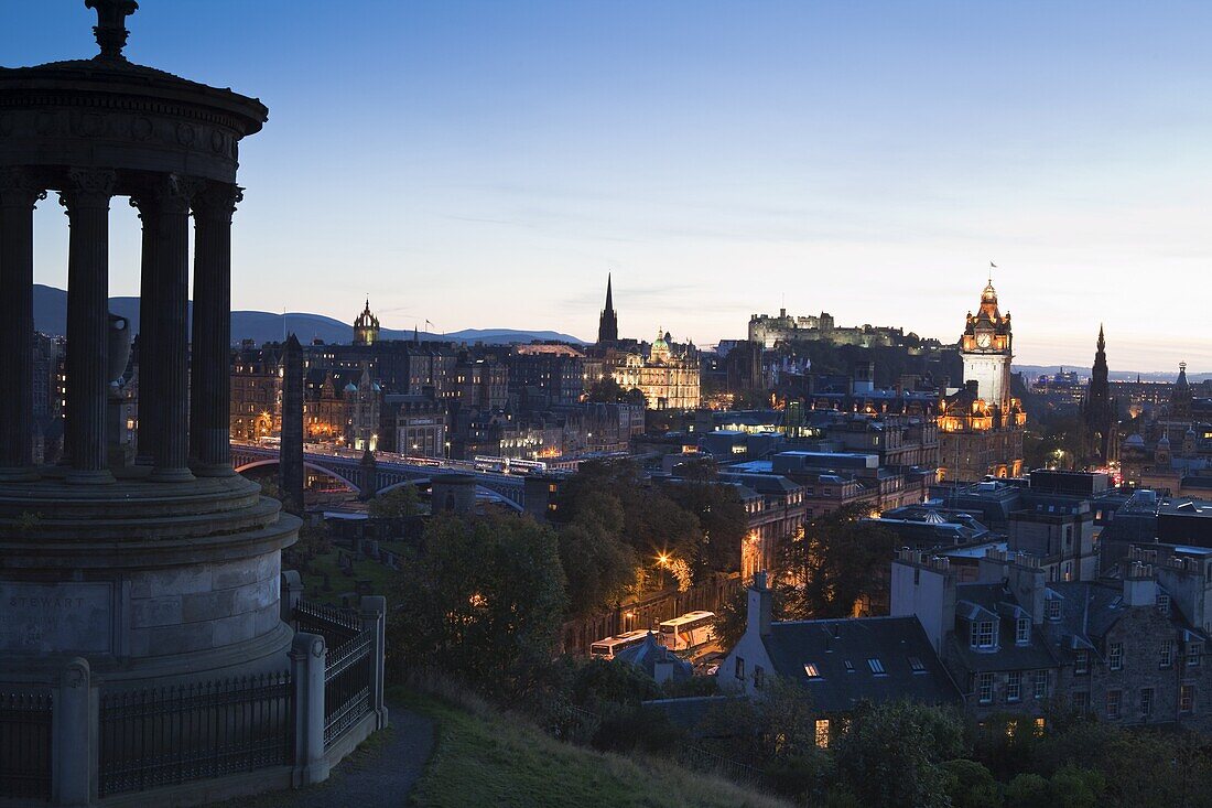 Edinburgh cityscape at dusk towards Edinburgh Castle, Edinburgh, Lothian, Scotland, United Kingdom, Europe