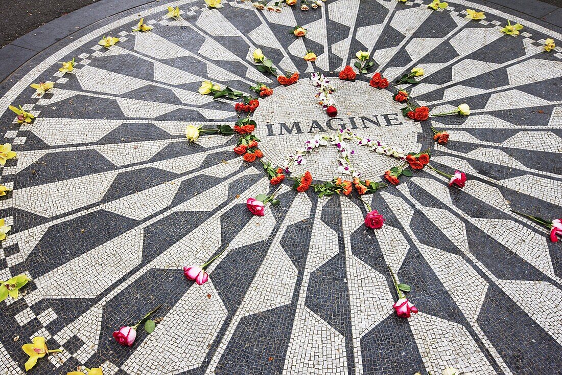 The Imagine Mosaic memorial to John Lennon who lived nearby at the Dakota Building, Strawberry Fields, Central Park, Manhattan, New York City, New York, United States of America, North America