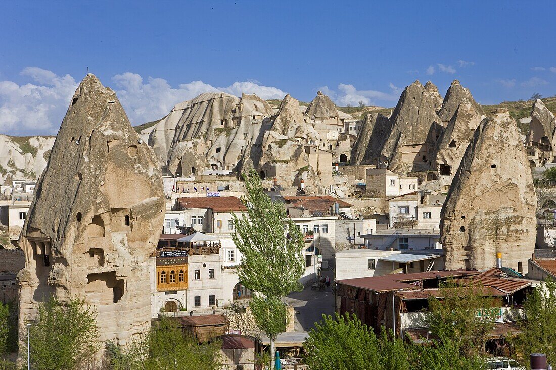 Elevated view over the town of Goreme and Tufa rock formations in Cappadocia,  Anatolia,  Turkey,  Asia Minor,  Eurasia