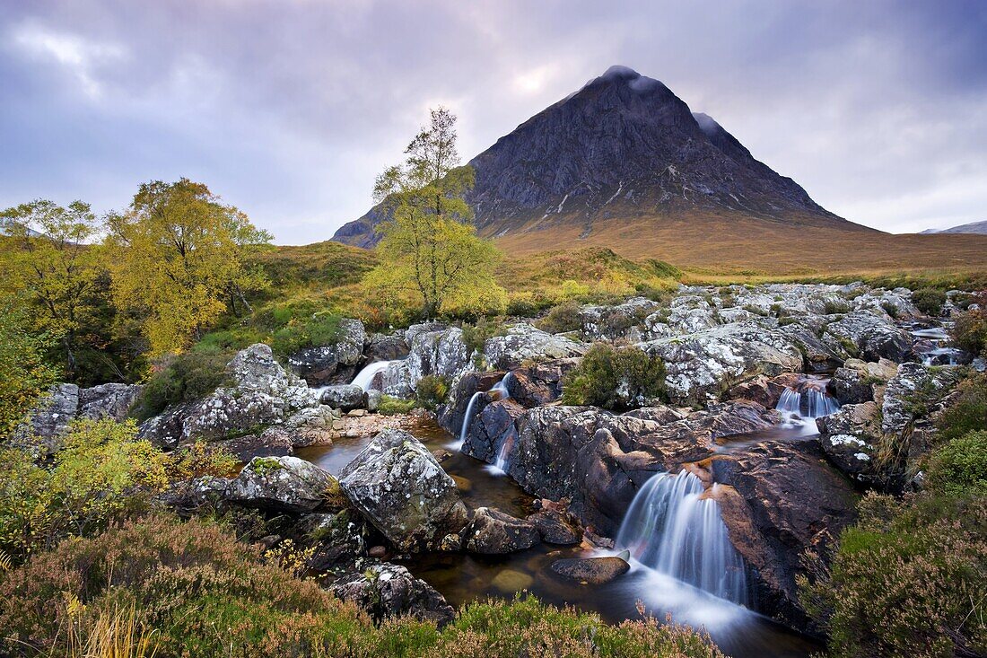 River Coupall and Buachaille Etive Mor in the autumn,  Glen Etive,  Highlands,  Scotland,  United Kingdom,  Europe
