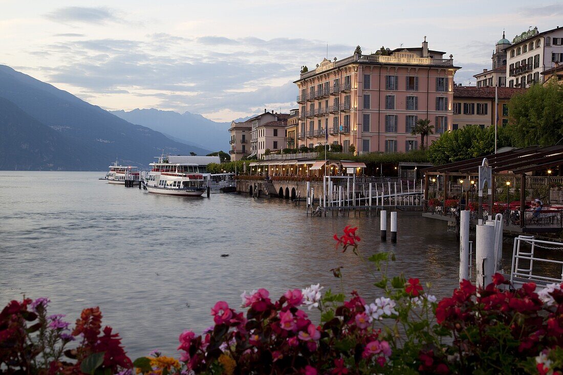 Town of Bellagio, Lake Como, Lombardy, Italian Lakes, Italy, Europe