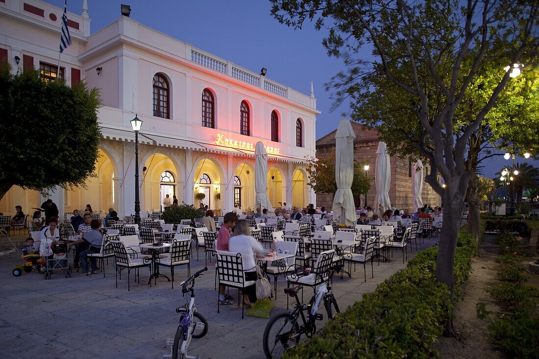 Restaurants at dusk, Solomos Square, Zakynthos Town, Zakynthos, Ionian Islands, Greek Islands, Greece, Europe