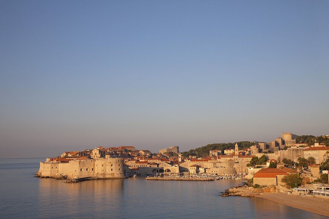 View of Old Town in the early evening, UNESCO World Heritage Site, Dubrovnik, Croatia, Europe