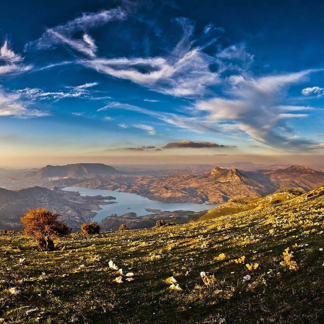 Twin peaks, Tagus Algarin and the Sima de las Grajas. by the reservoir Zahara-El Gastor, from Puerto de las Palomas, Andalucia, Spain, Europe