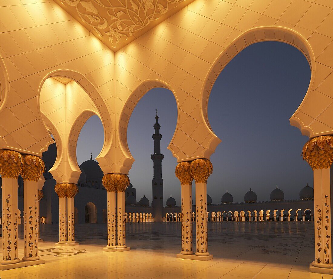 Sheikh Zayed Mosque, Abu Dhabi, United Arab Emirates, Middle East