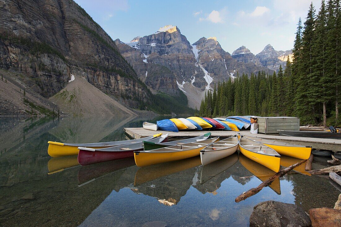 Canoes moored on Moraine Lake, Banff National Park, UNESCO World Heritage Site, Alberta, Rocky Mountains, Canada, North America