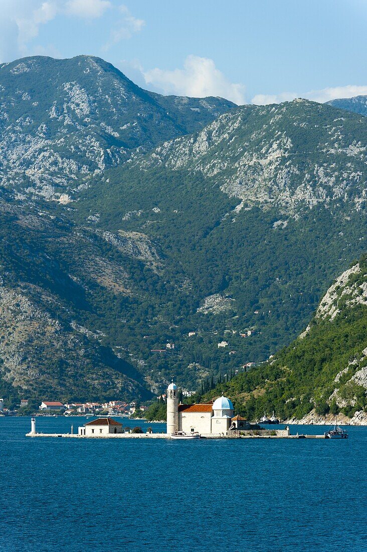 Gospa od Skrpjela (Our Lady of the Rock) island, Bay of Kotor, UNESCO World Heritage Site, Montenegro, Europe