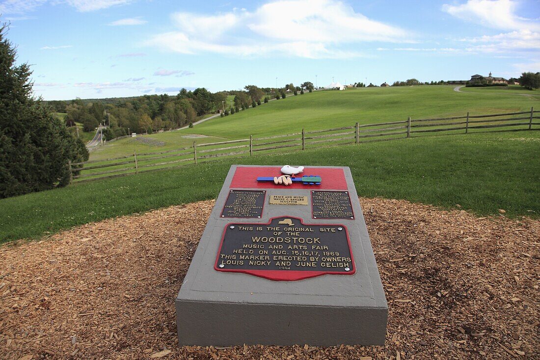 Monument of the 1969 Woodstock Music Festival at original site, Bethel Woods Center for the Arts, Bethel, New York State, United States of America, North America