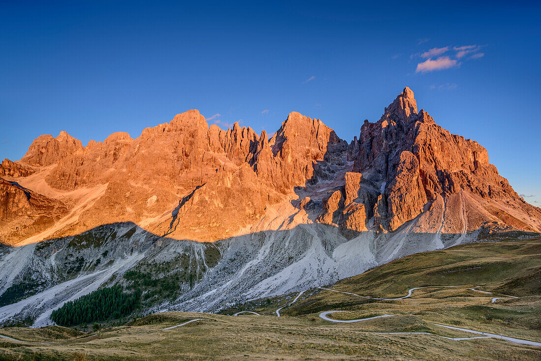 Cima del Focobon, Cima di Val Grande, Cima dei Bureloni, Cima della Vezzana and Cimon della Pala, Pala range, Dolomites, UNESCO World Heritage Dolomites, Trentino, Italy