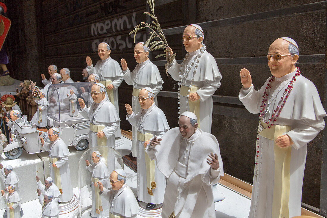 Via San Gregorio Armeno, nativity, craft, figures, kitsch, pope, Naples, Italy