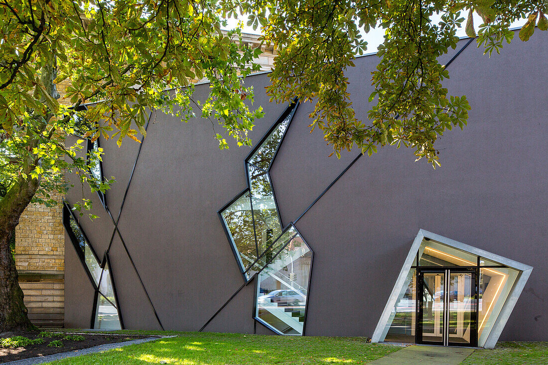 Felix-Nussbaum-Haus, Museum juedischer Maler, Architektur von Daniel Libeskind, Osnabrueck, Niedersachsen, Deutschland